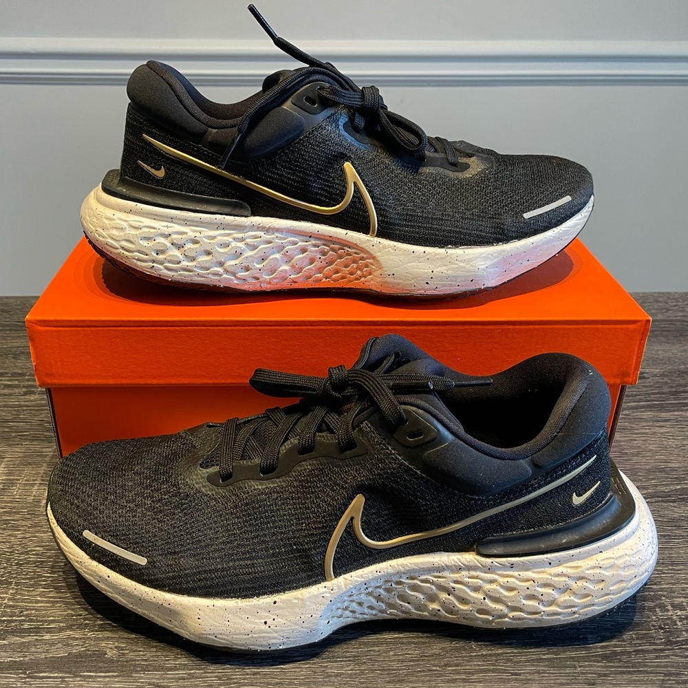 Nike ZoomX Invincible running shoes men 10 big cushion